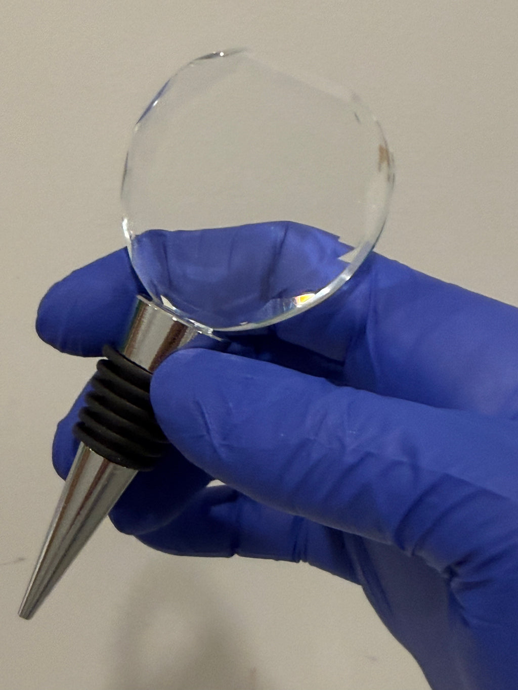 Custom Engraved Precision-Cut Crystal Bottle Stopper