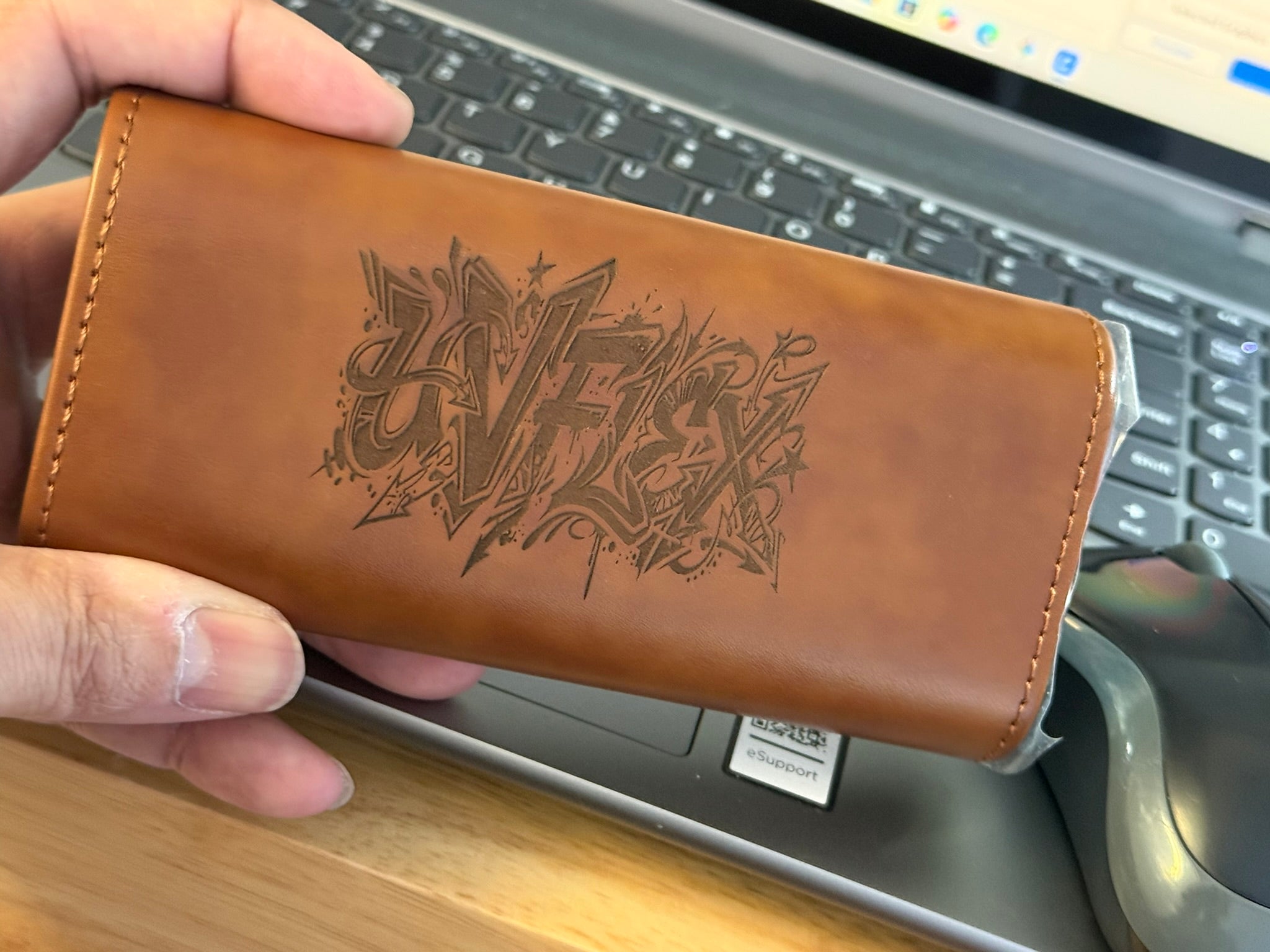The UV Flex Custom Leather 3-Finger Cigar Case & Cutter