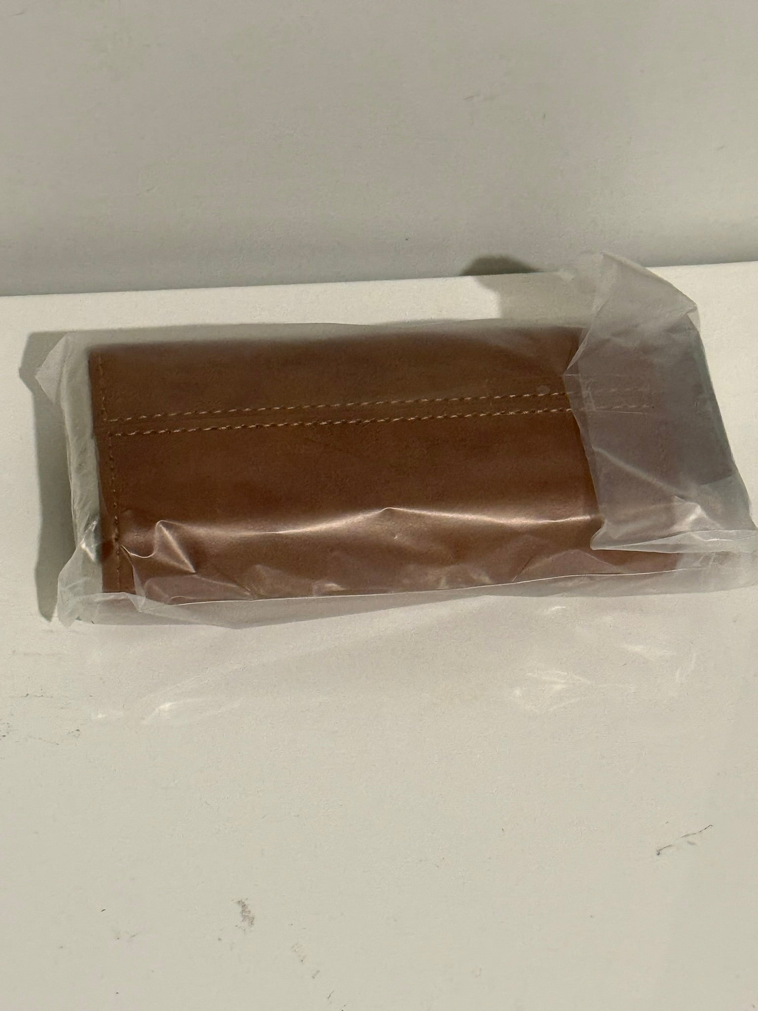 The UV Flex Custom Leather 3-Finger Cigar Case & Cutter